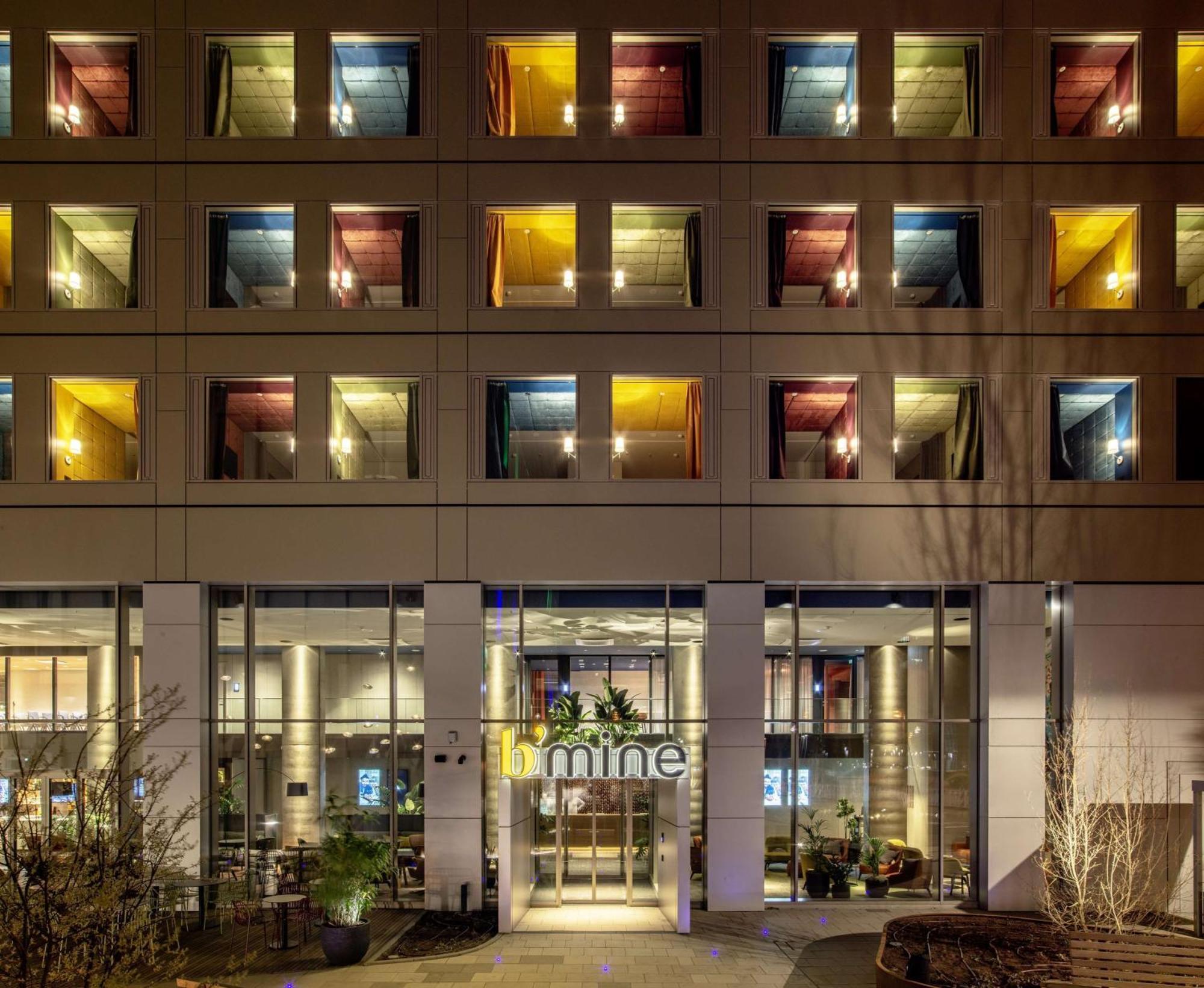 B'Mine Hotel Frankfurt Airport Frankfurt pe Main Exterior foto