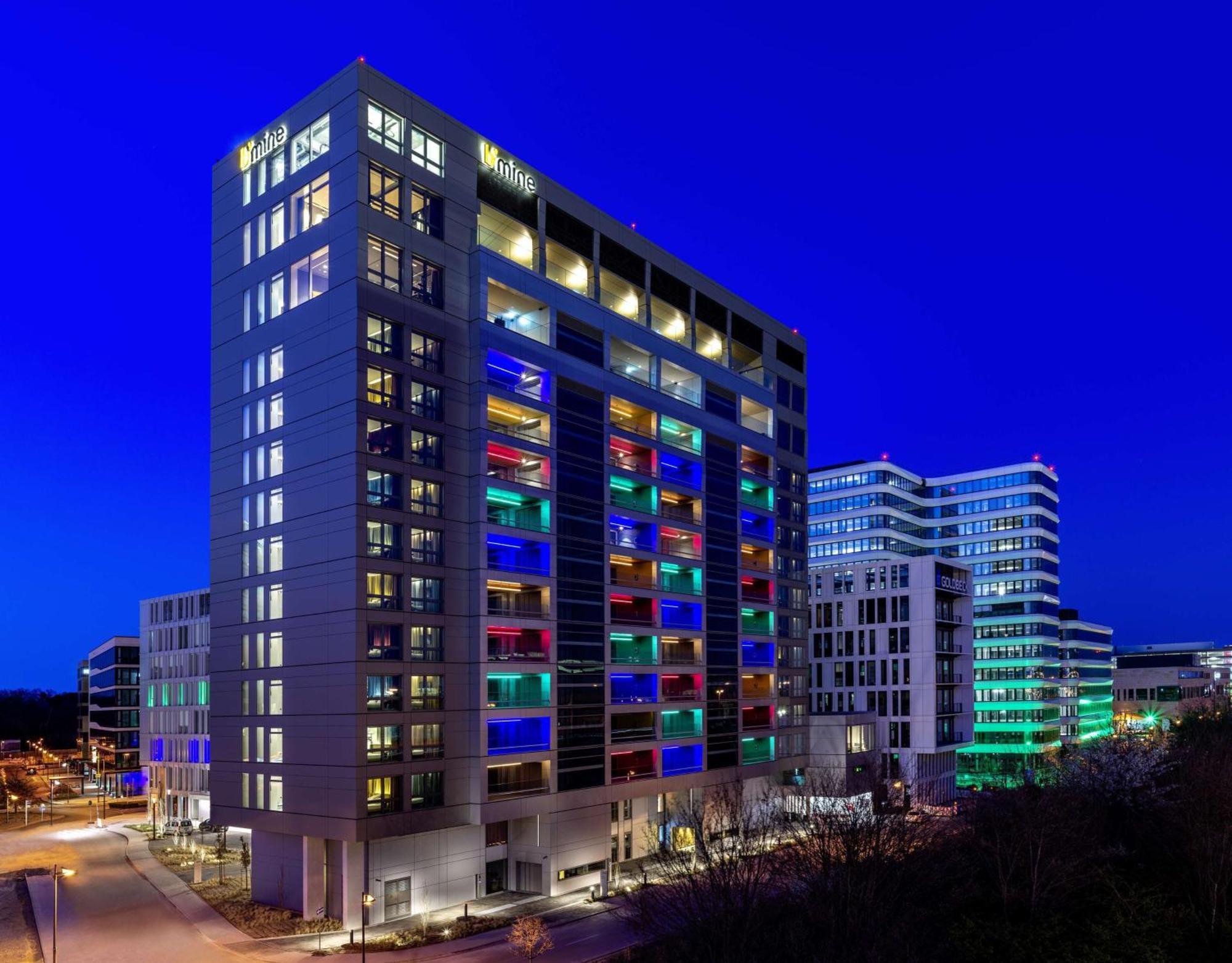 B'Mine Hotel Frankfurt Airport Frankfurt pe Main Exterior foto